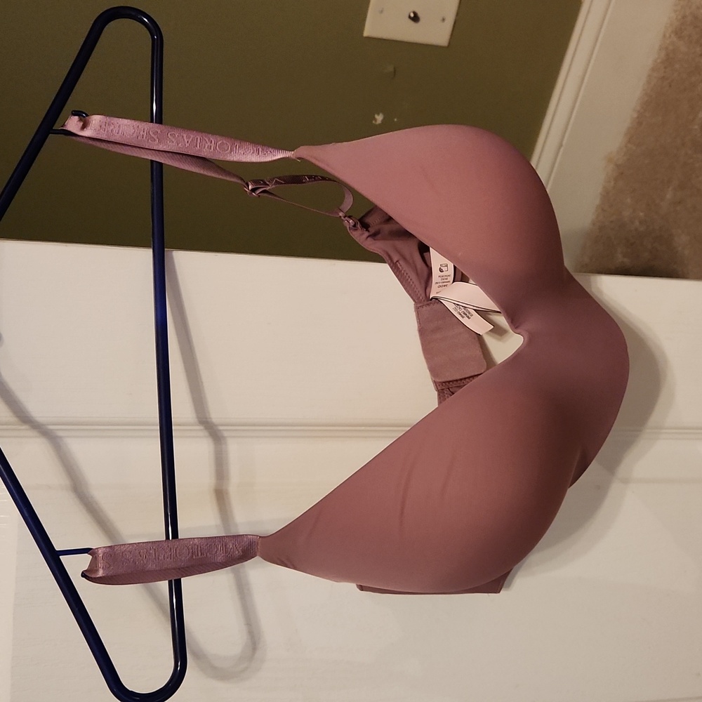 Victoria's secret bra